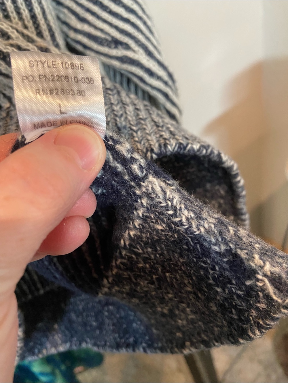 Size Large Newbury Kustom sweater - Picture 6 of 7